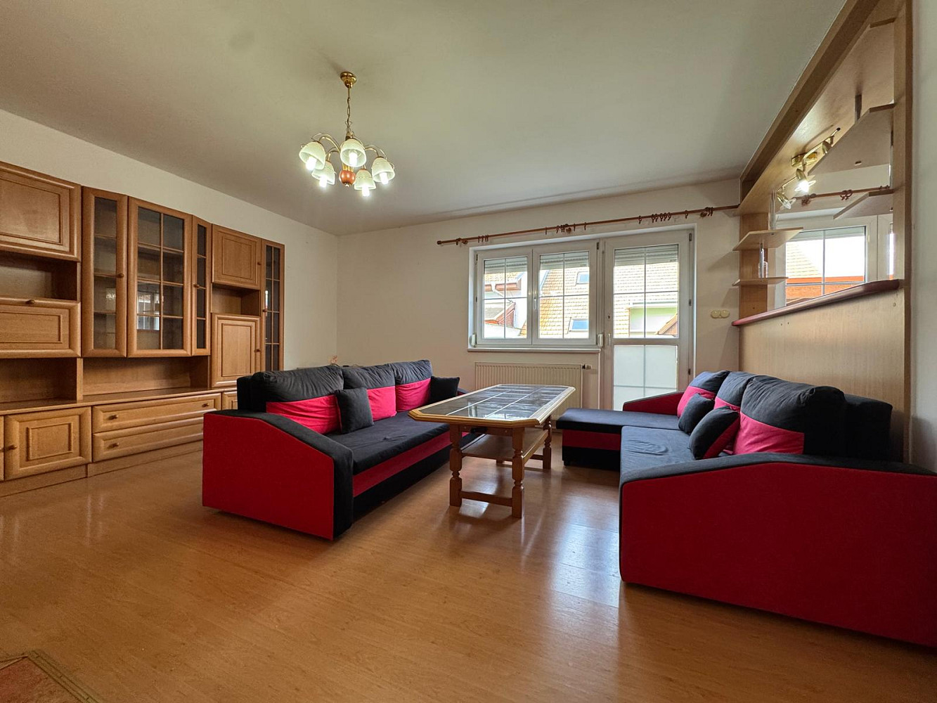 Prodej domu 210 m² s pozemkem 324 m² – fotografie 4