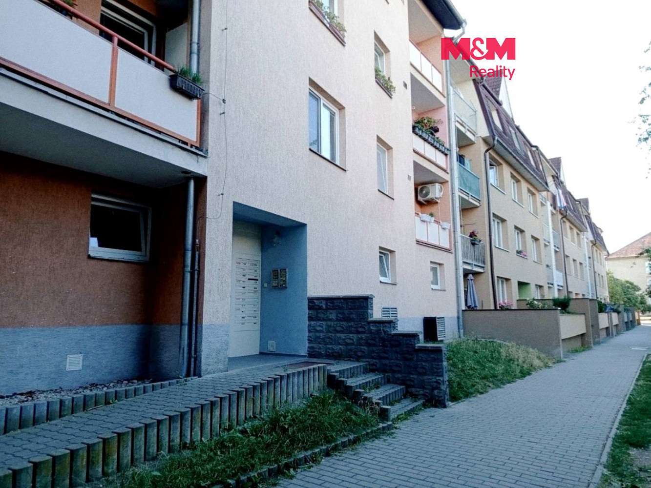 Pronájem bytu 3+kk 81 m²
