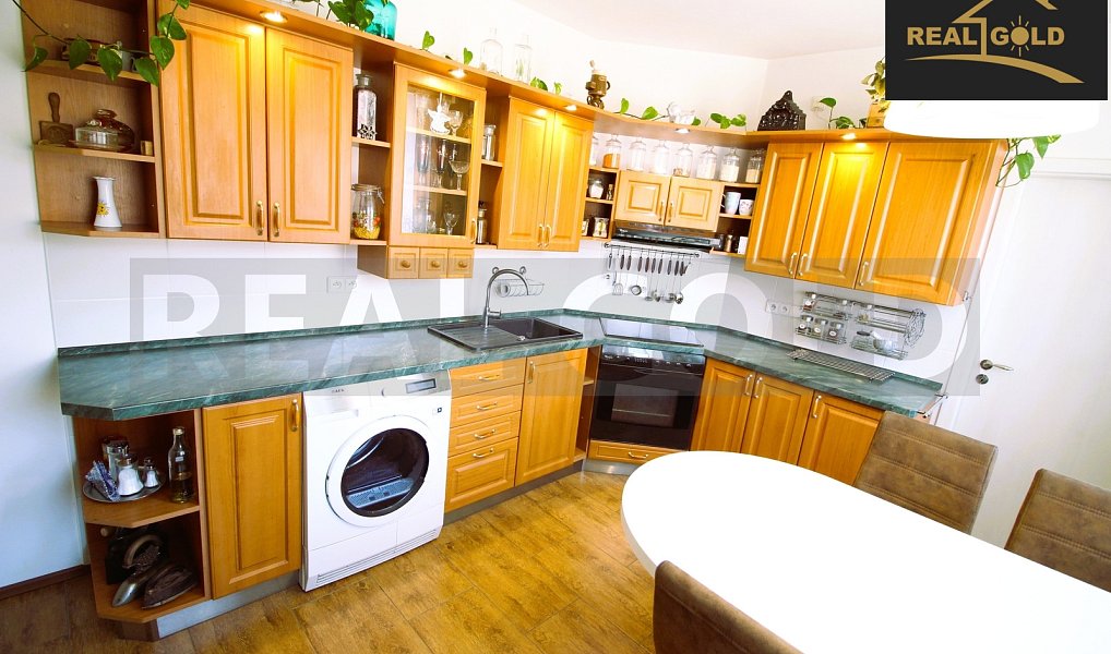 Prodej domu 200 m² s pozemkem 900 m², Jaroměřice nad Rokytnou – náhled fotky 34