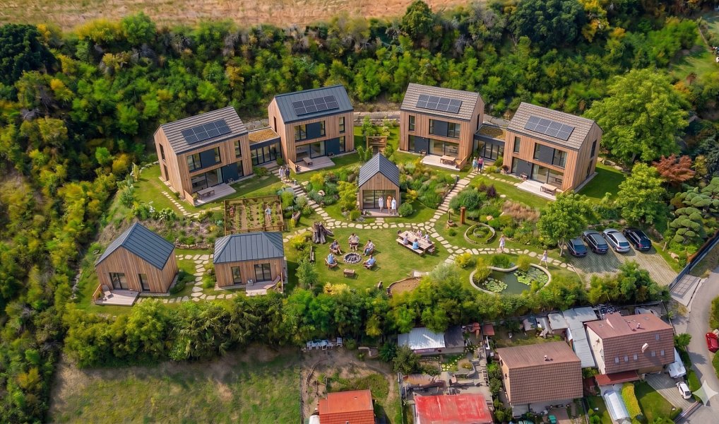 Prodej komerčního pozemku 3 598 m², Vonoklasy – náhled fotky 4