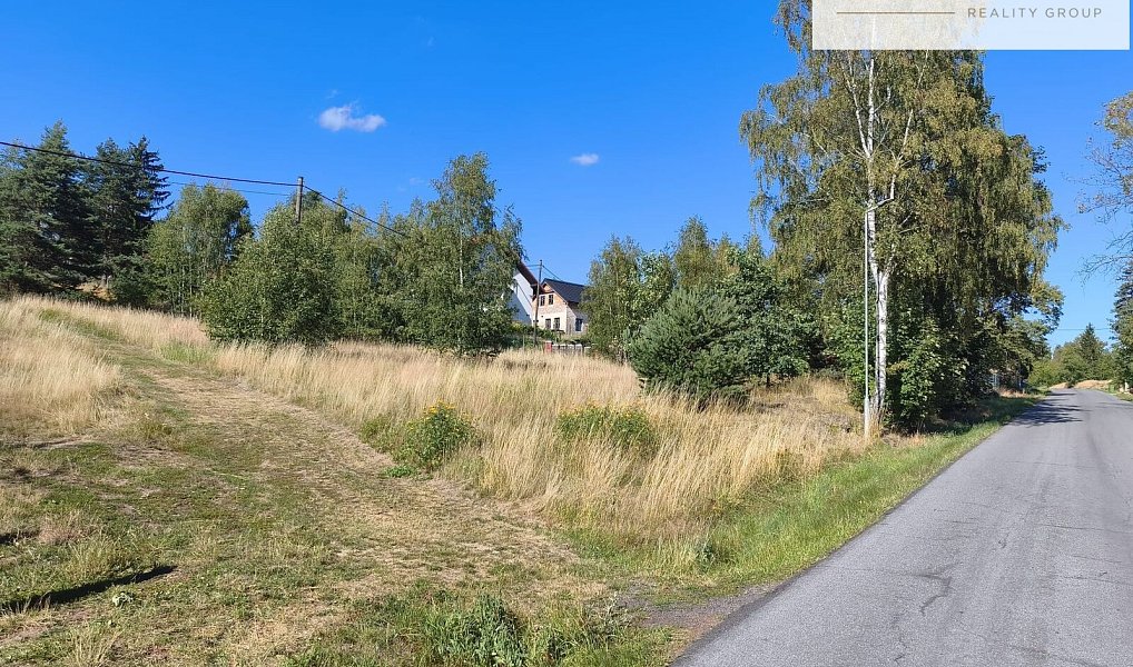 Prodej stavebního pozemku 890 m², Smolné Pece – náhled fotky 8