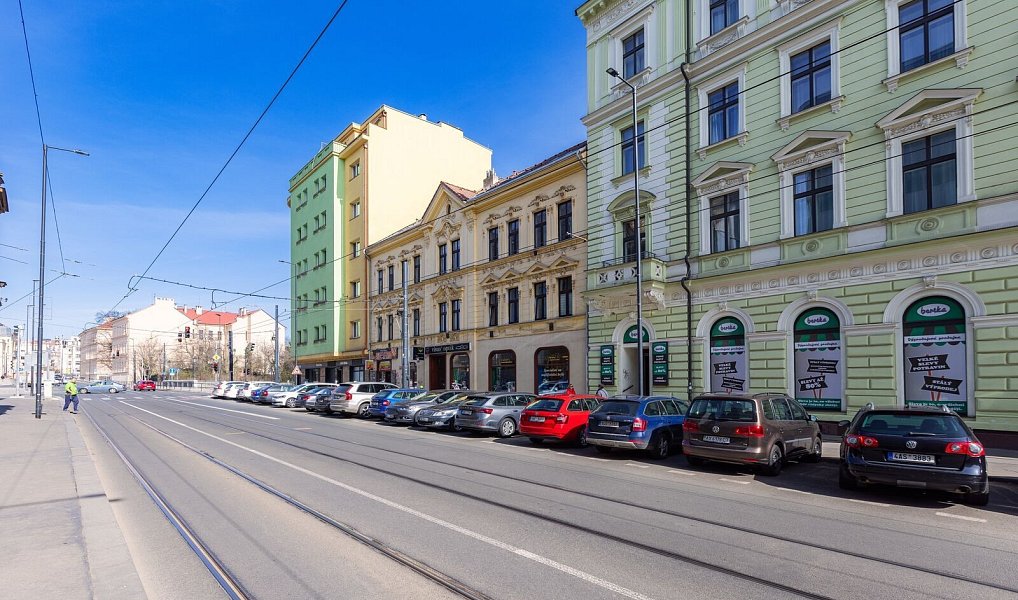 Prodej obchodních prostor 185 m², Praha – náhled fotky 14