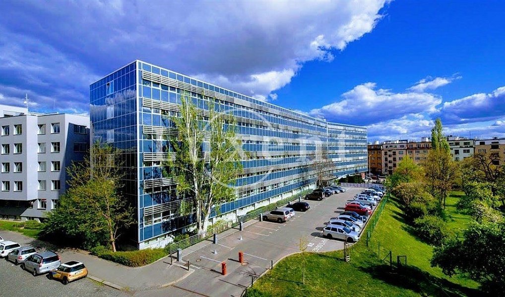 Pronájem kanceláře 570 m², Praha – náhled fotky 5