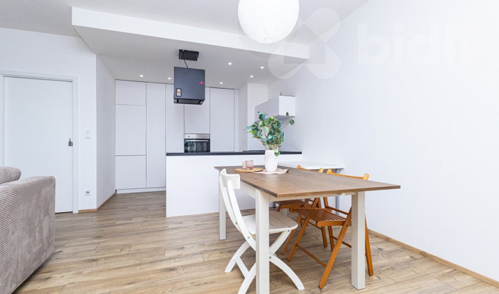 Prodej bytu 2+kk 69 m², Praha – náhled fotky 4