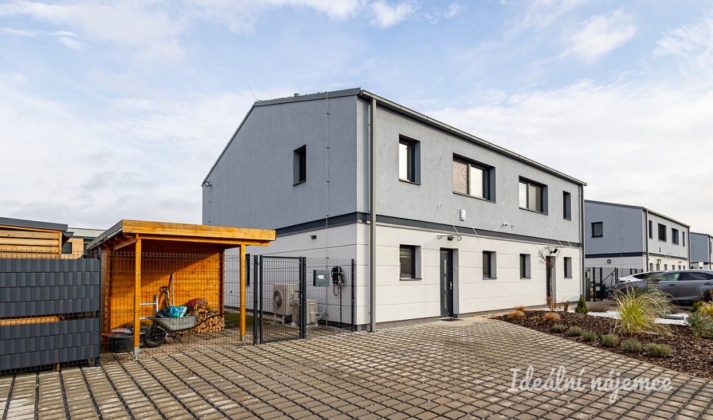 Pronájem domu 120 m² s pozemkem 640 m², Horoušany – náhled fotky 2