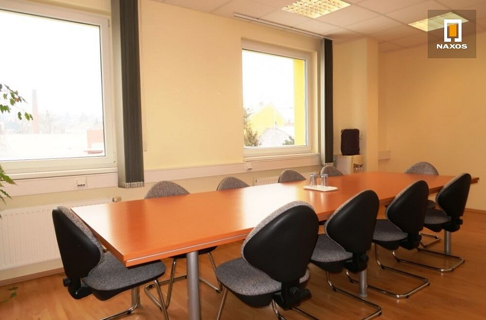 Pronájem obchodních prostor 200 m² – fotografie 3