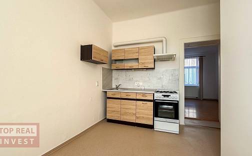 Pronájem bytu 1+1 35 m², Tomkova, Kroměříž