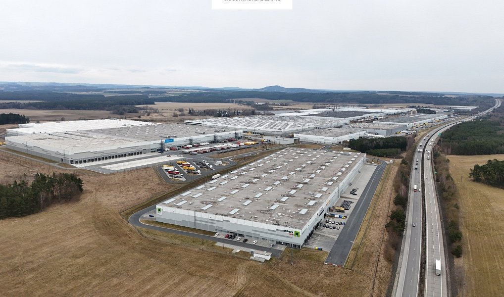 Pronájem výrobních prostor 2 377 m², Bor – náhled fotky 13