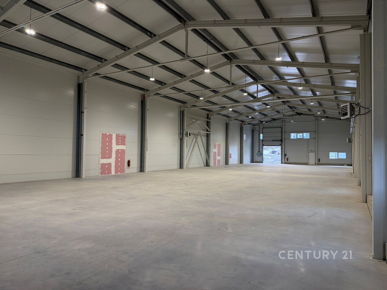 Pronájem výrobních prostor 2 199 m² – fotografie 5