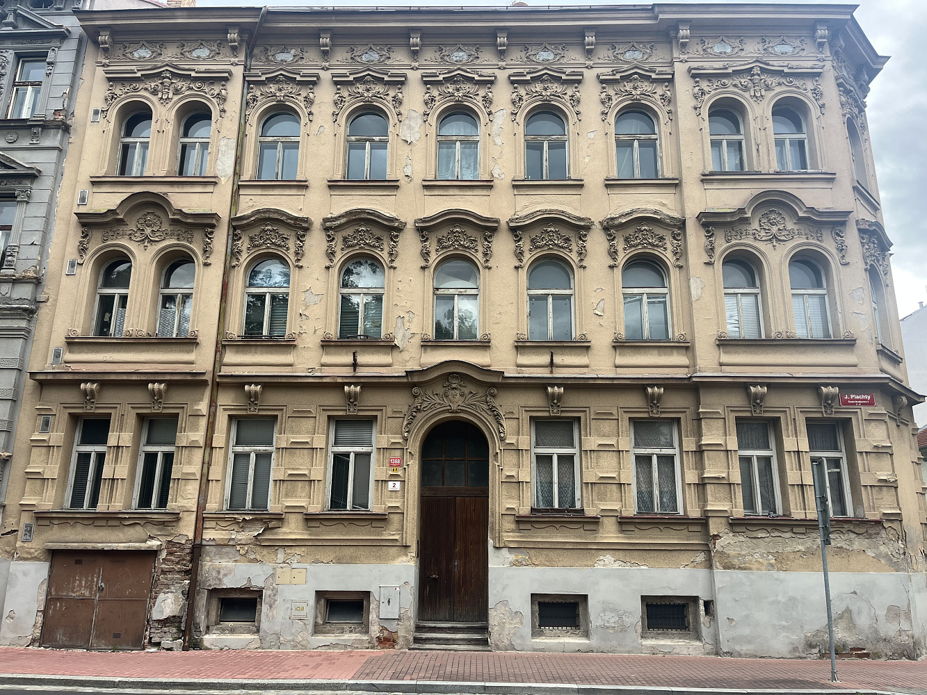 Prodej nájemního domu, činžáku 490 m² – fotografie 3