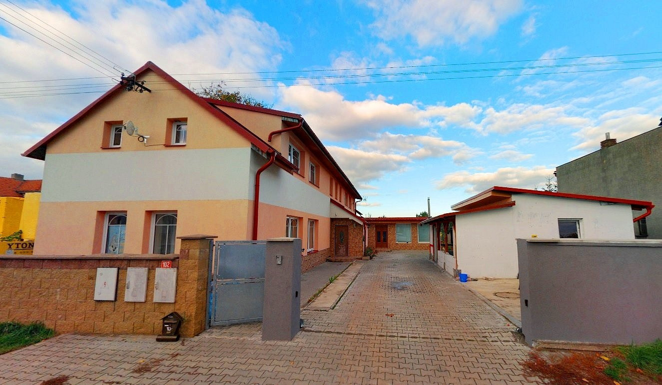 Prodej domu 299 m² s pozemkem 593 m²