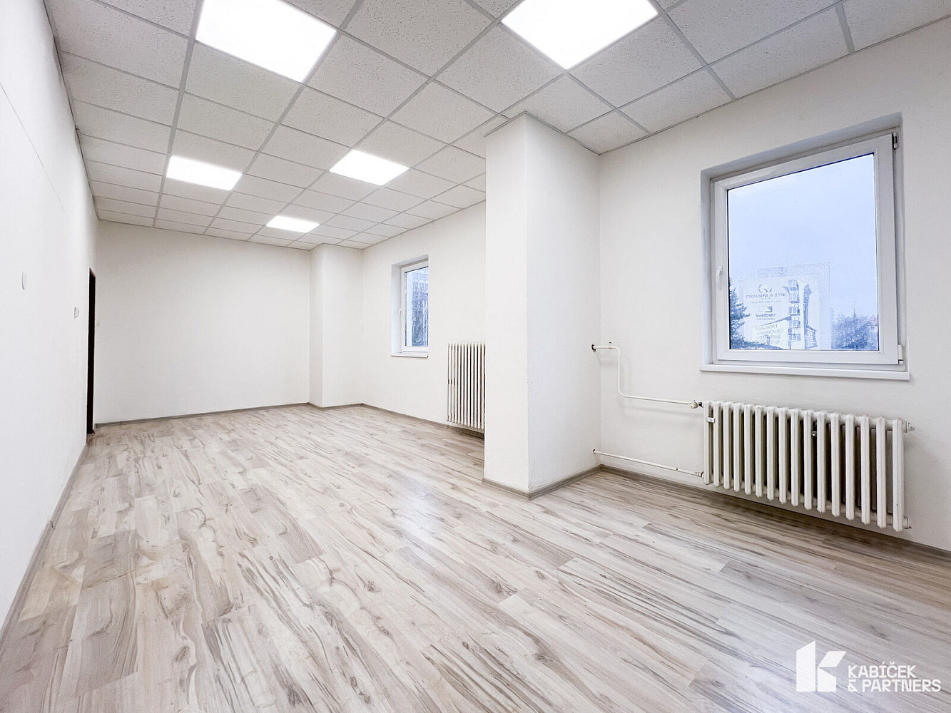 Pronájem obchodních prostor 60 m²