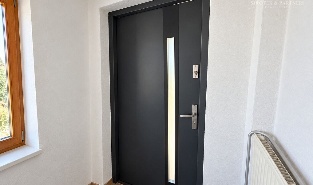 Prodej domu 270 m² s pozemkem 1 868 m², Tisová – náhled fotky 3