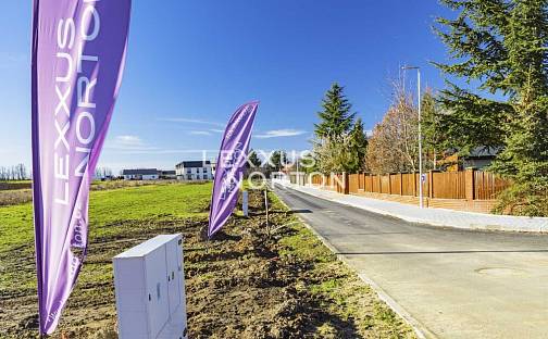 Prodej stavebního pozemku 1 223 m², Jižní, Hřebeč, okres Kladno