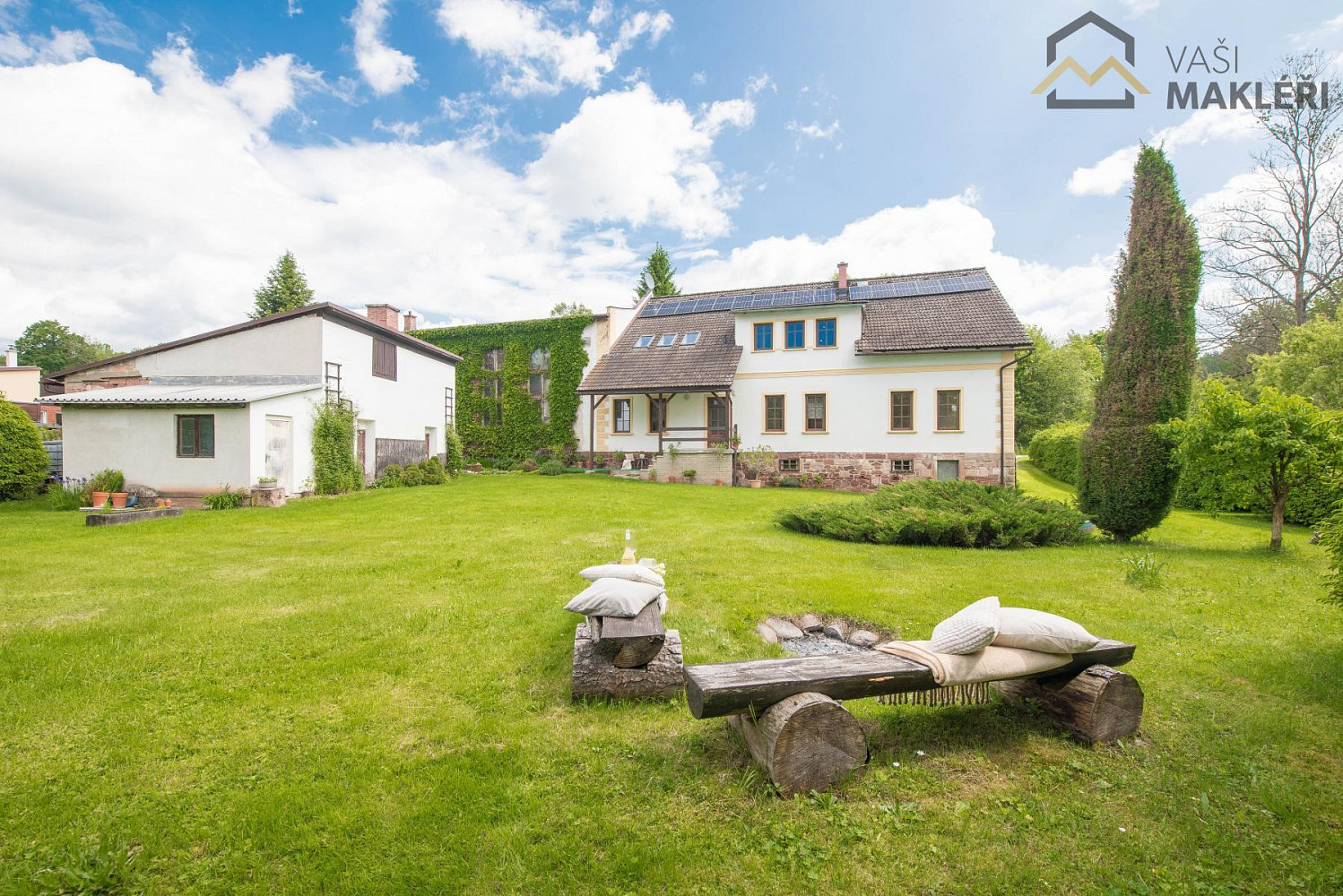 Prodej ubytovacího objektu 433 m² – fotografie 2