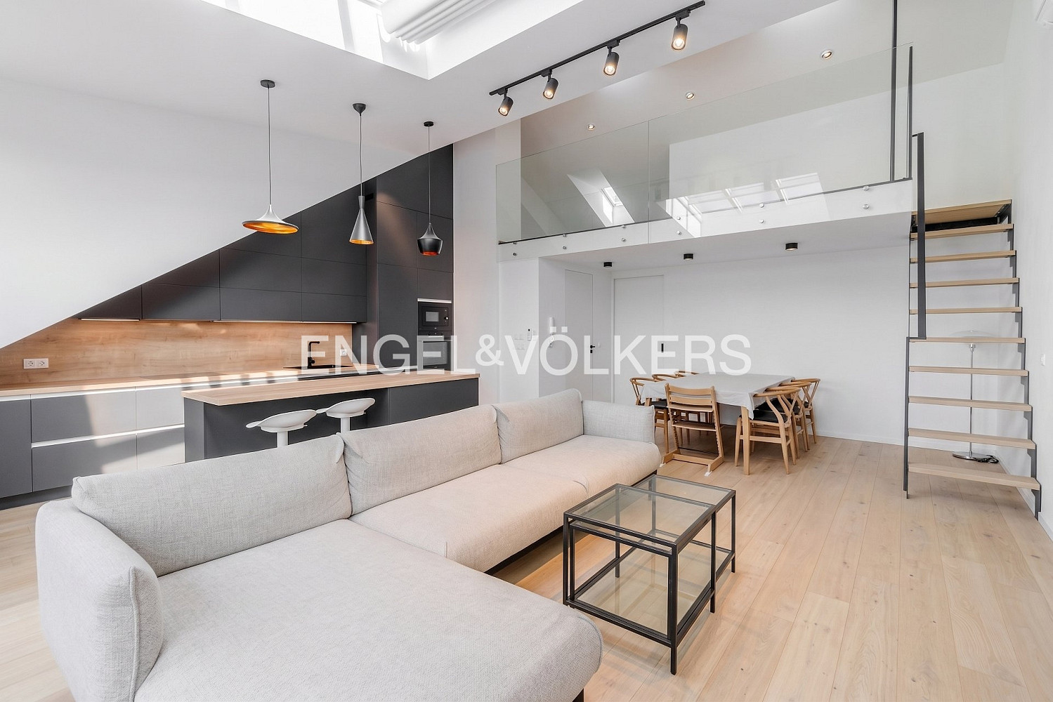 Pronájem bytu 3+kk 123 m² – fotografie 4