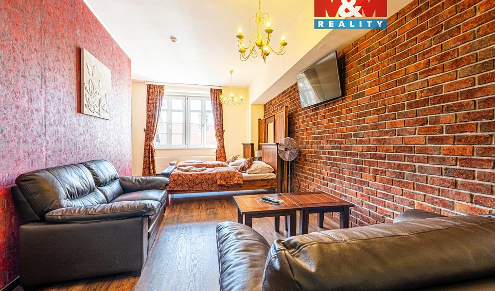 Pronájem bytu 2+kk 80 m², Plzeň – fotka 1 z 13