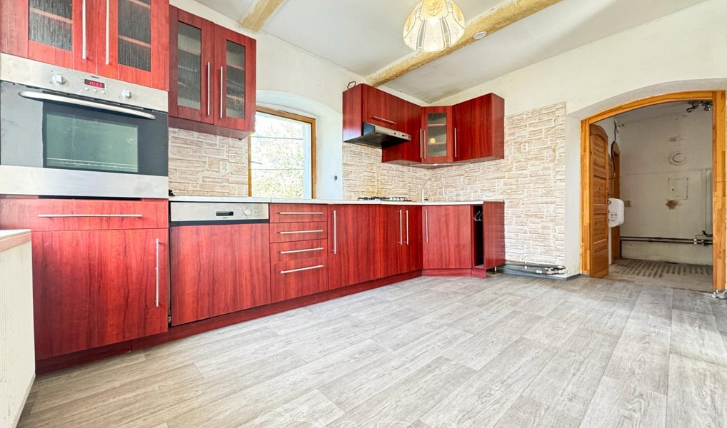Prodej domu 150 m² s pozemkem 892 m², Stružnice – náhled fotky 2