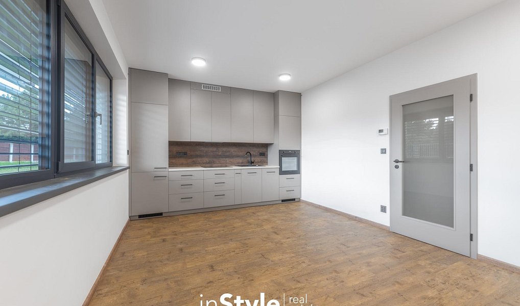 Pronájem bytu 1+kk 32 m², Uherské Hradiště – náhled fotky 6