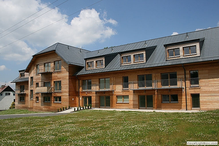 Prodej stavebního pozemku 2 437 m² – fotografie 2