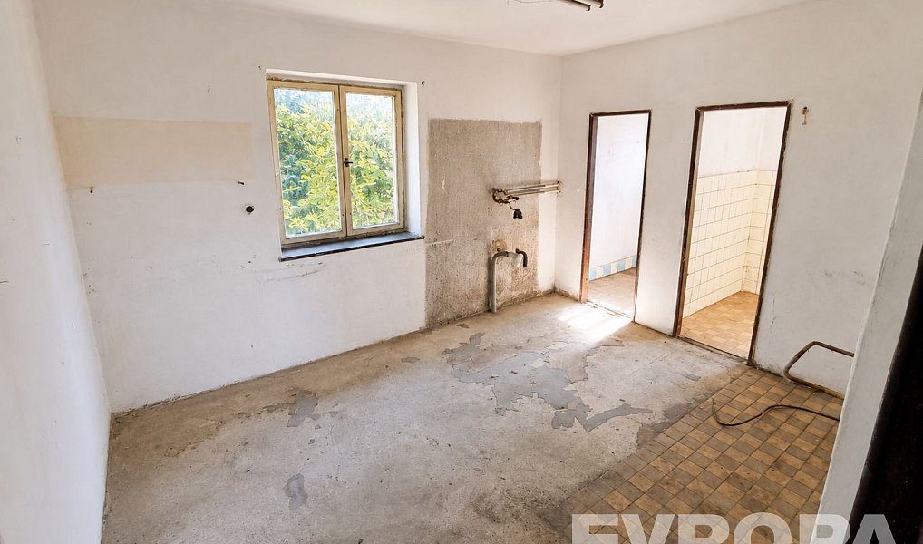 Prodej chaty/chalupy 93 m² s pozemkem 1 940 m², Varvažov – náhled fotky 13