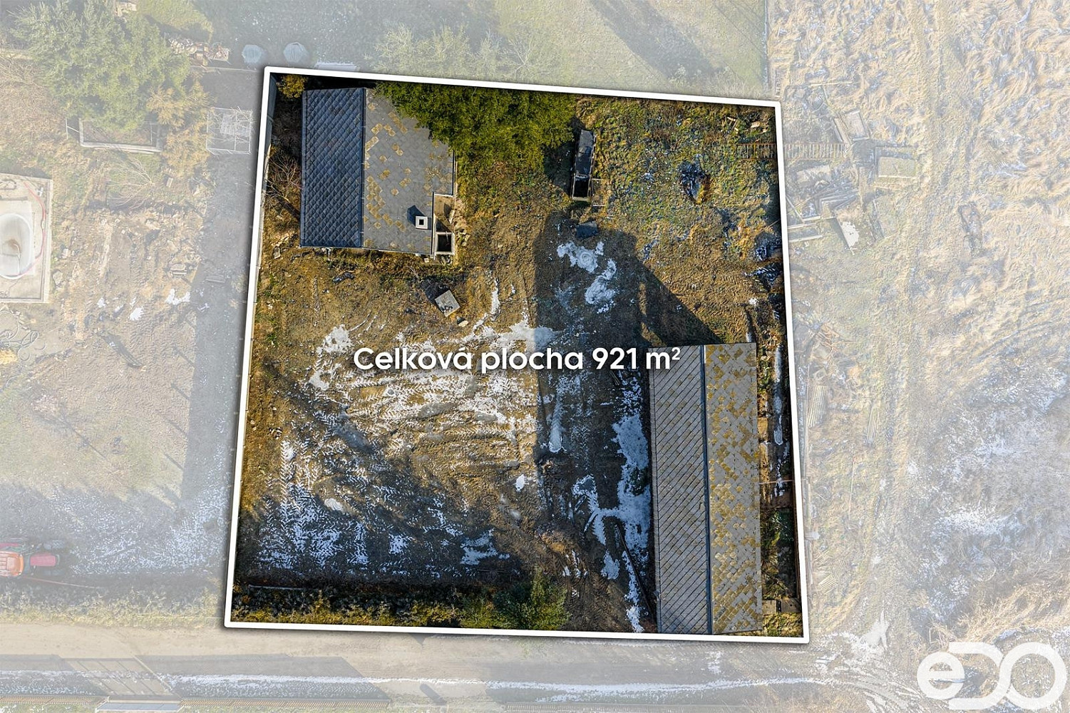 Prodej stavebního pozemku 921 m² – fotografie 3
