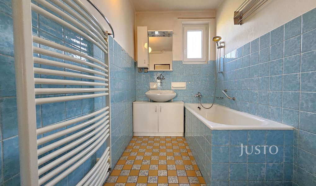 Prodej domu 296 m² s pozemkem 853 m², Strakonice – náhled fotky 13