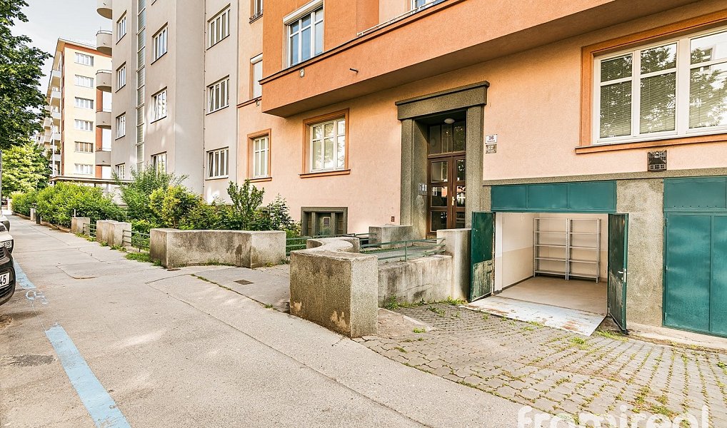 Prodej garáže 18 m2, Brno - Veveří, Brno – náhled fotky 2