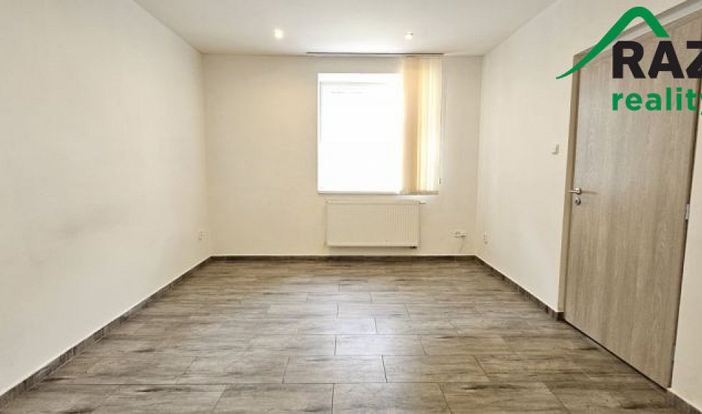 Prodej domu 263 m² s pozemkem 272 m², Plzeň – náhled fotky 4