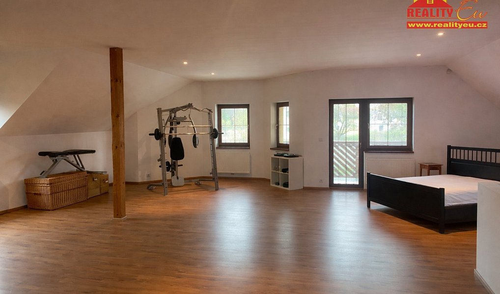 Prodej domu 177 m² s pozemkem 625 m², Mochov – náhled fotky 13