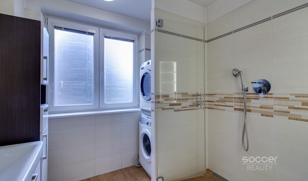 Pronájem bytu 3+kk 70 m², Praha – náhled fotky 11