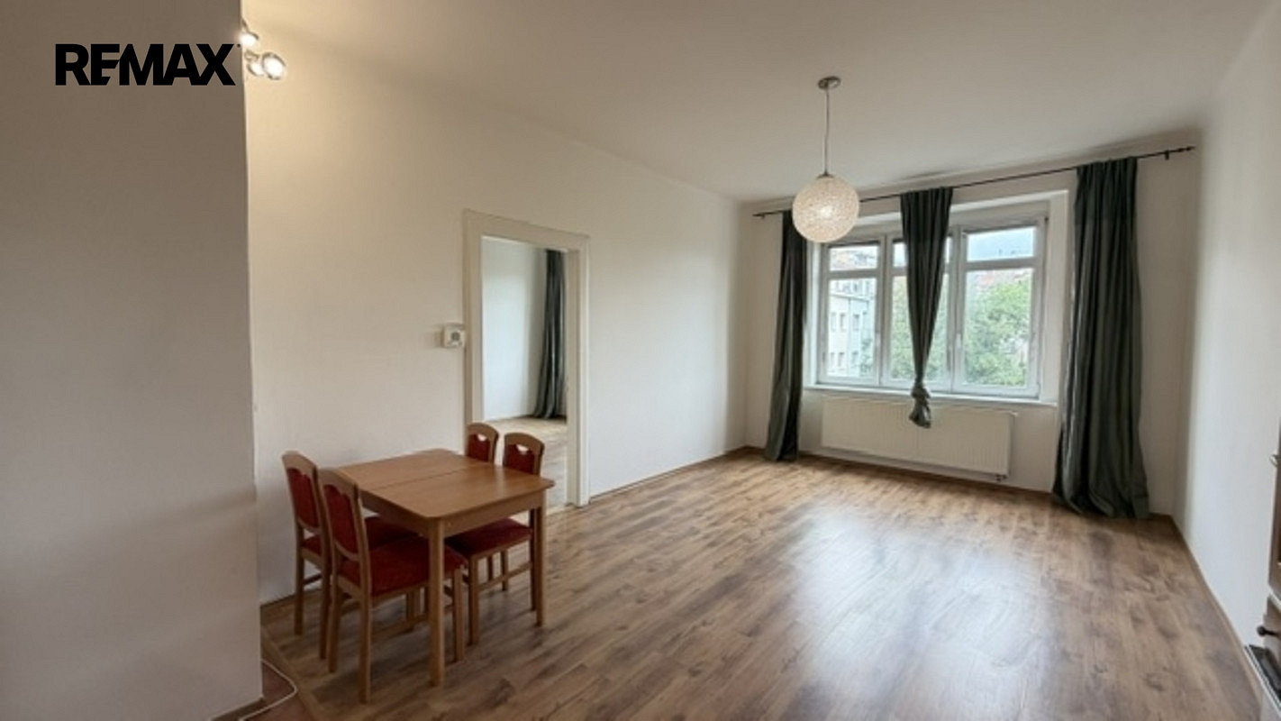 Pronájem bytu 2+kk 72 m² — photo 2