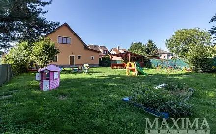 Prodej komerčního objektu (jiného typu) 237 m², Glücksmannova, Úvaly, okres Praha-východ