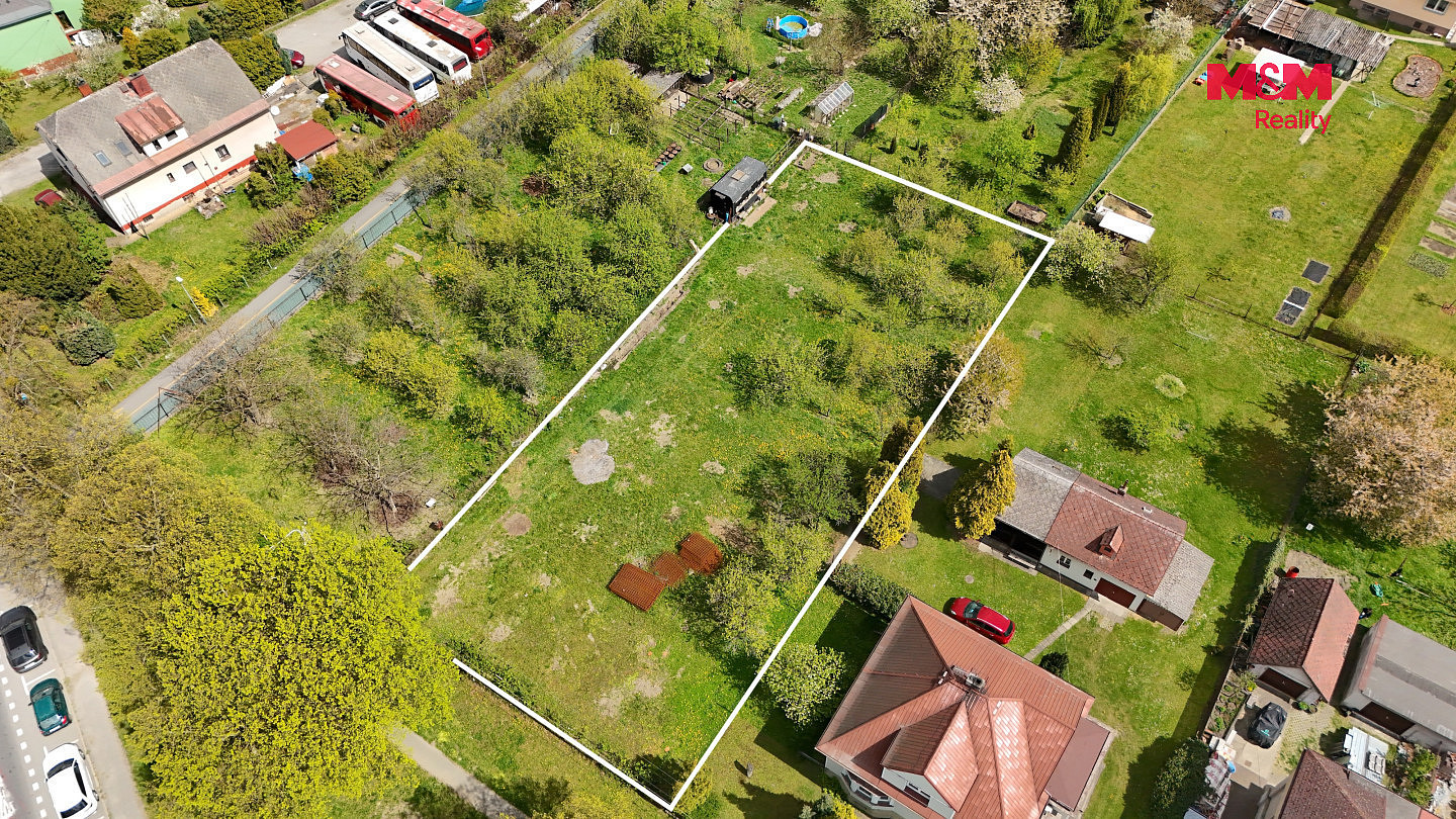 Prodej komerčního pozemku 1 334 m² — photo 3