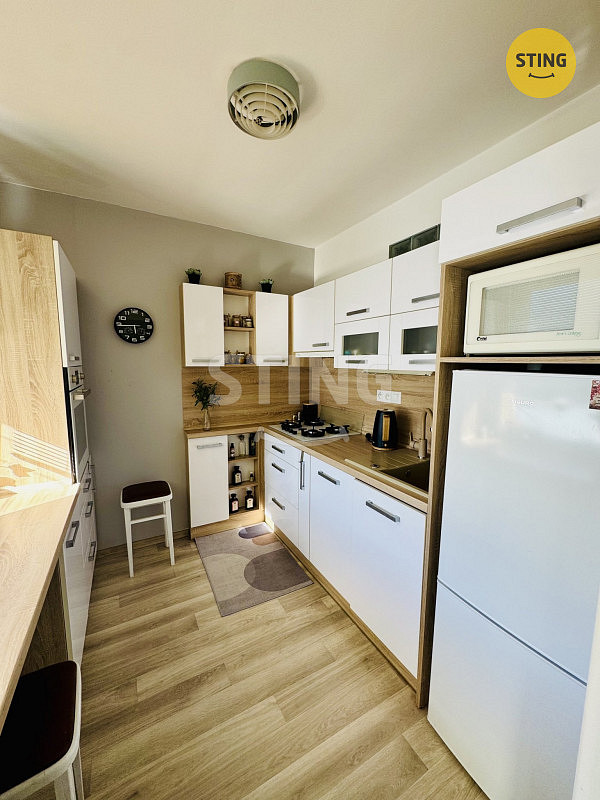 Pronájem bytu 2+1 54 m² – fotografie 2