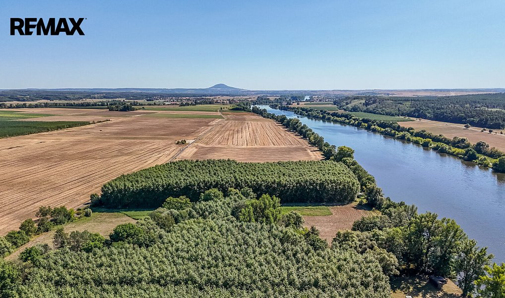 Prodej stavebního pozemku 1 202 m², Polepy – náhled fotky 17