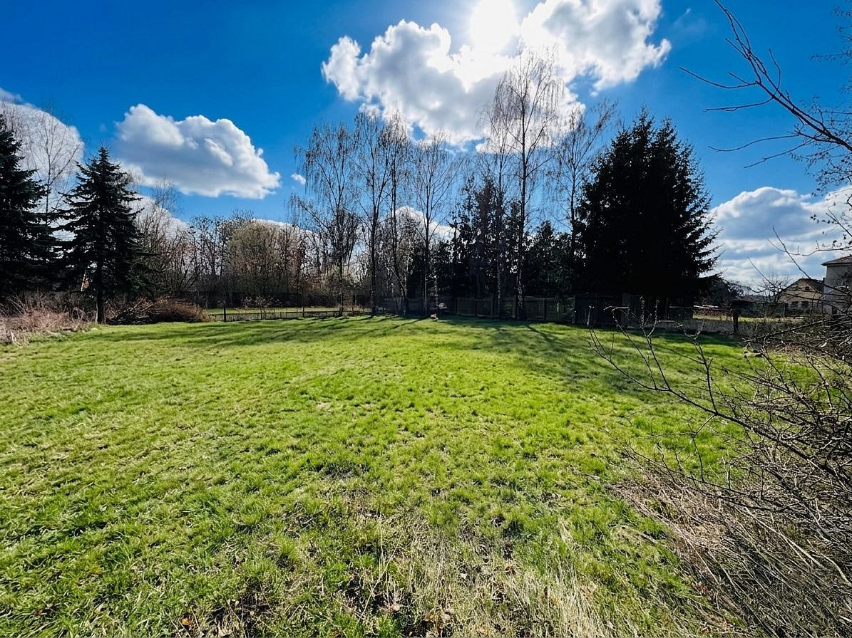 Prodej stavebního pozemku 9 747 m² — photo 3