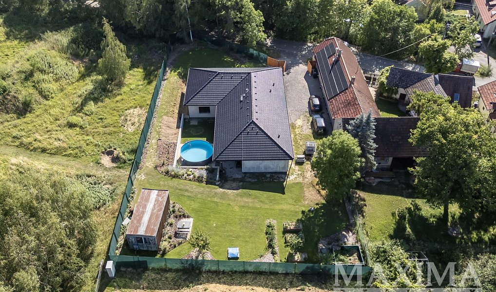 Prodej domu 159 m² s pozemkem 1 194 m², Svinaře – náhled fotky 3