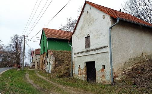 Tradiční vinný sklep s nástavbou v obci Brod nad Dyjí, Brod nad Dyjí, okres Břeclav