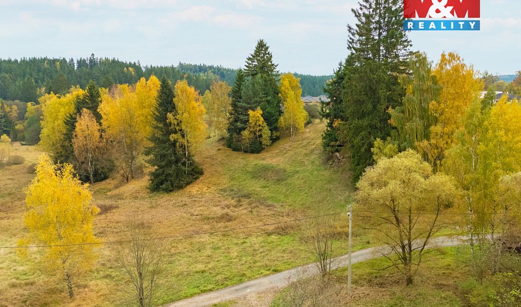 Prodej pozemku 802 m², Pila – náhled fotky 9
