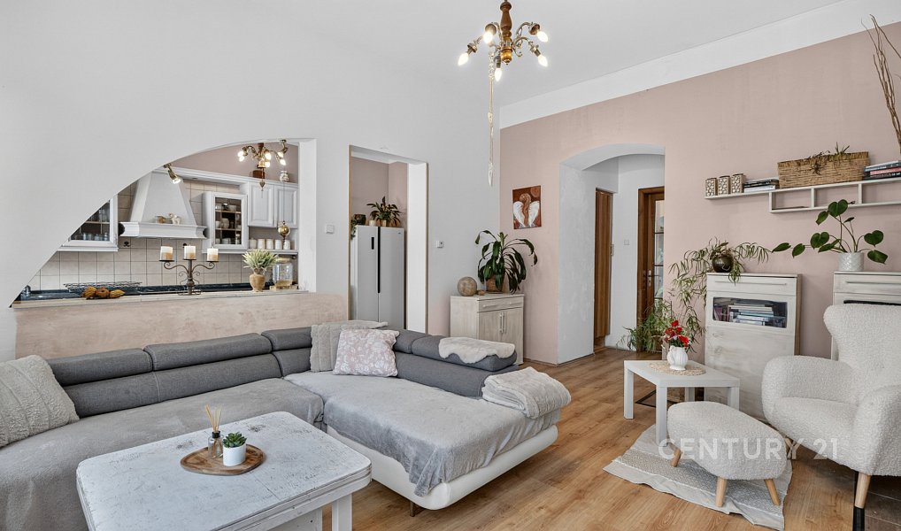 Prodej domu 240 m² s pozemkem 489 m², Postoloprty – náhled fotky 11