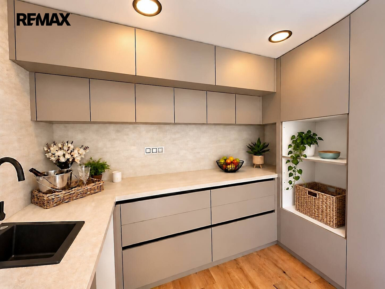 Prodej bytu 4+kk 96 m² – fotografie 3