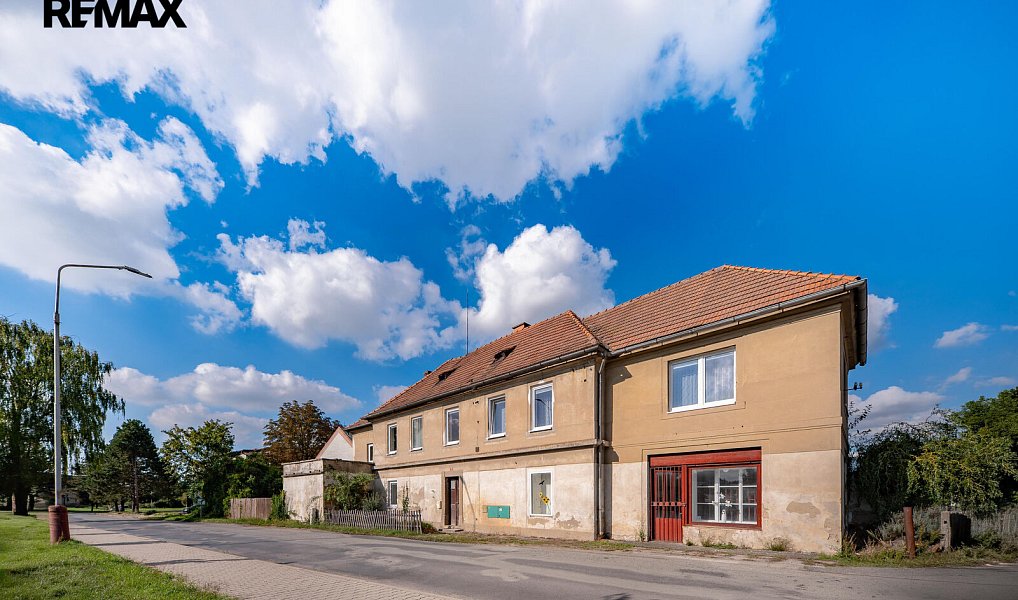 Prodej domu 240 m² s pozemkem 355 m², Bezno – náhled fotky 11
