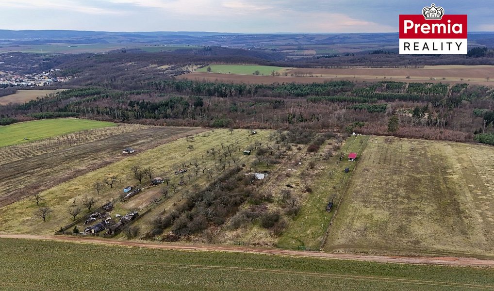 Prodej pole 9 871 m², Oslavany – náhled fotky 3