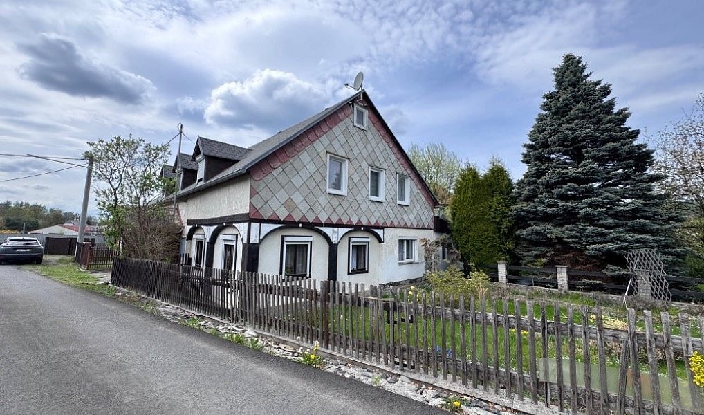 Prodej domu 180 m² s pozemkem 988 m², Velký Šenov – náhled fotky 3