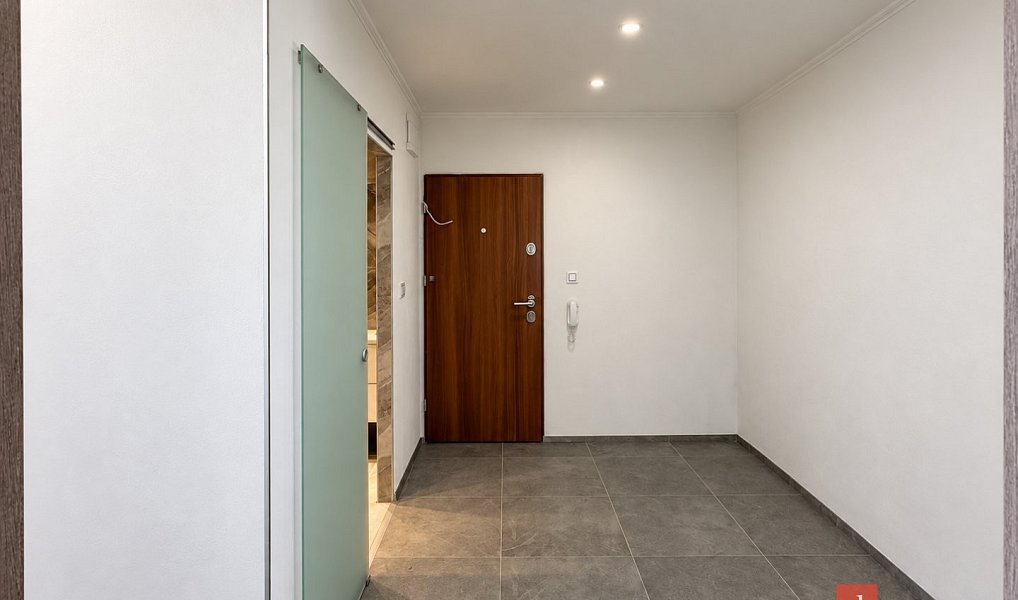 Pronájem bytu 2+1 60 m², Jirkov – náhled fotky 6