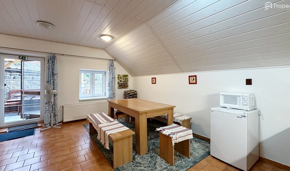 Prodej domu 285 m² s pozemkem 140 m², Strachotín – náhled fotky 7