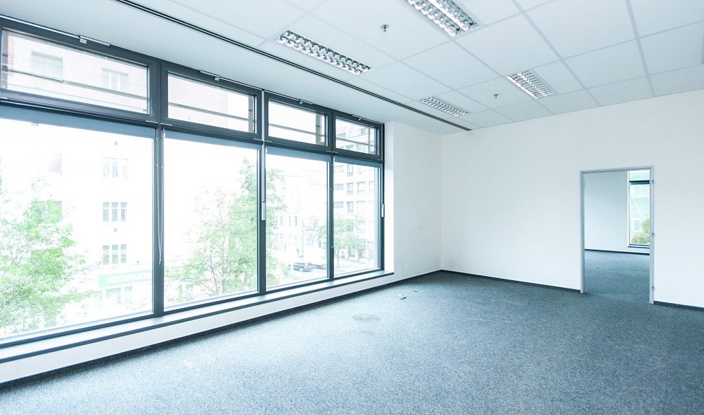 Pronájem kanceláře 635 m², Praha – náhled fotky 7