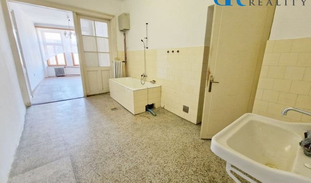 Prodej domu 280 m² s pozemkem 393 m², Přerov – náhled fotky 12