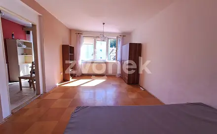 Pronájem bytu 1+1 37 m², Hluboká, Zlín